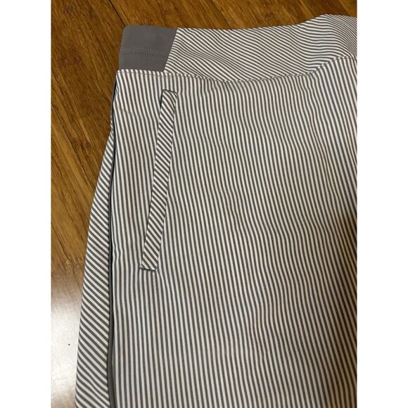 ATHLETA BROOKLYN TEXTURED 16" SKORT IN CITY STRIPE BLACK/ SEA SALT SIZE 8 - Picture 4 of 12